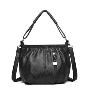 Bolsa de couro com pregas chique